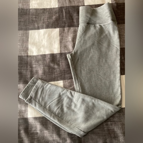 Yummy sweater Co leggings size medium - Picture 1 of 8